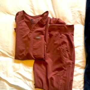 Figs mauve set, limited edition